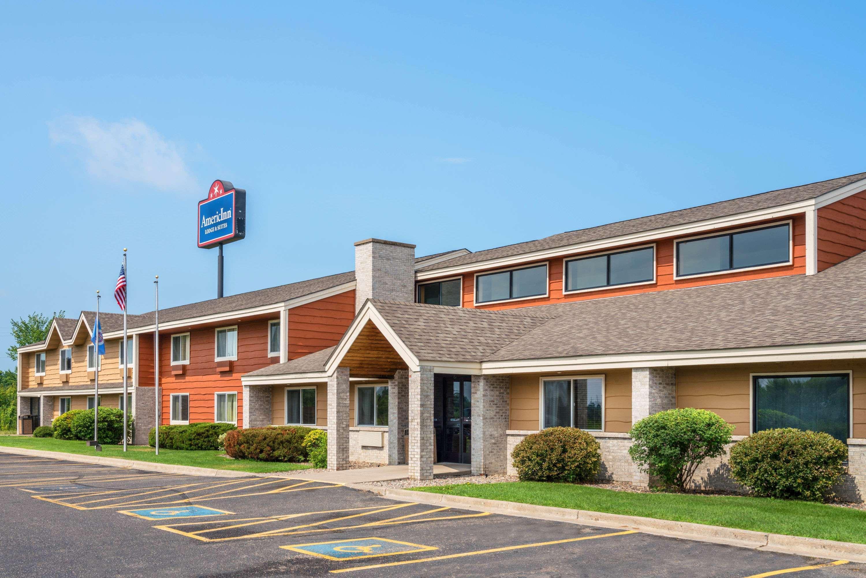 Americinn By Wyndham Little Falls Exterior photo